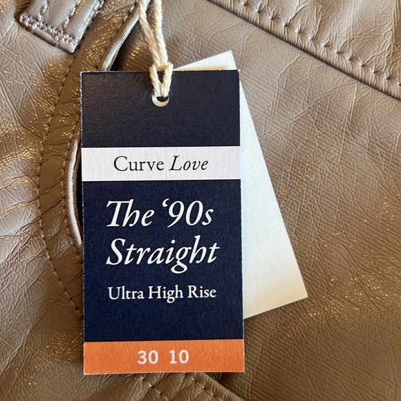 Abercrombie Curve Love Ultra high rise 90’s straight vegan leather pants. NWT - Picture 2 of 3